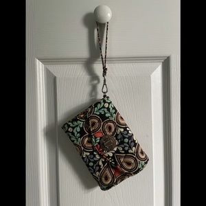 Vera Bradley Sierra wristlet